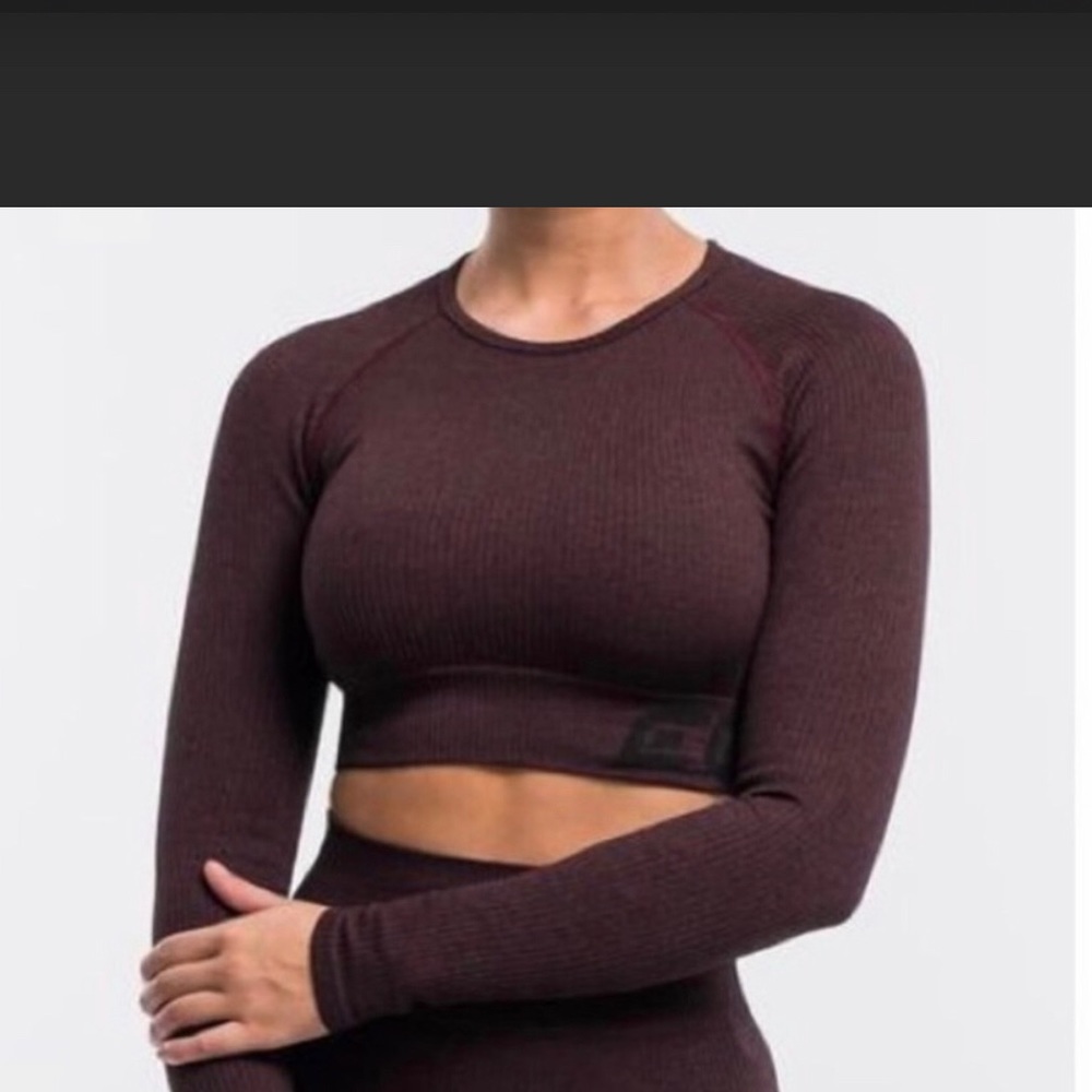Echt Arise Comfort crop top